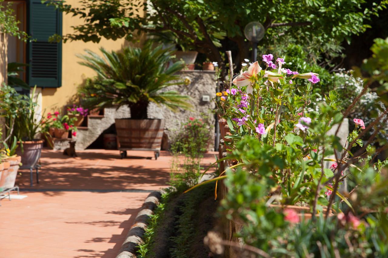 L'argine Fiorito Hotel 2*