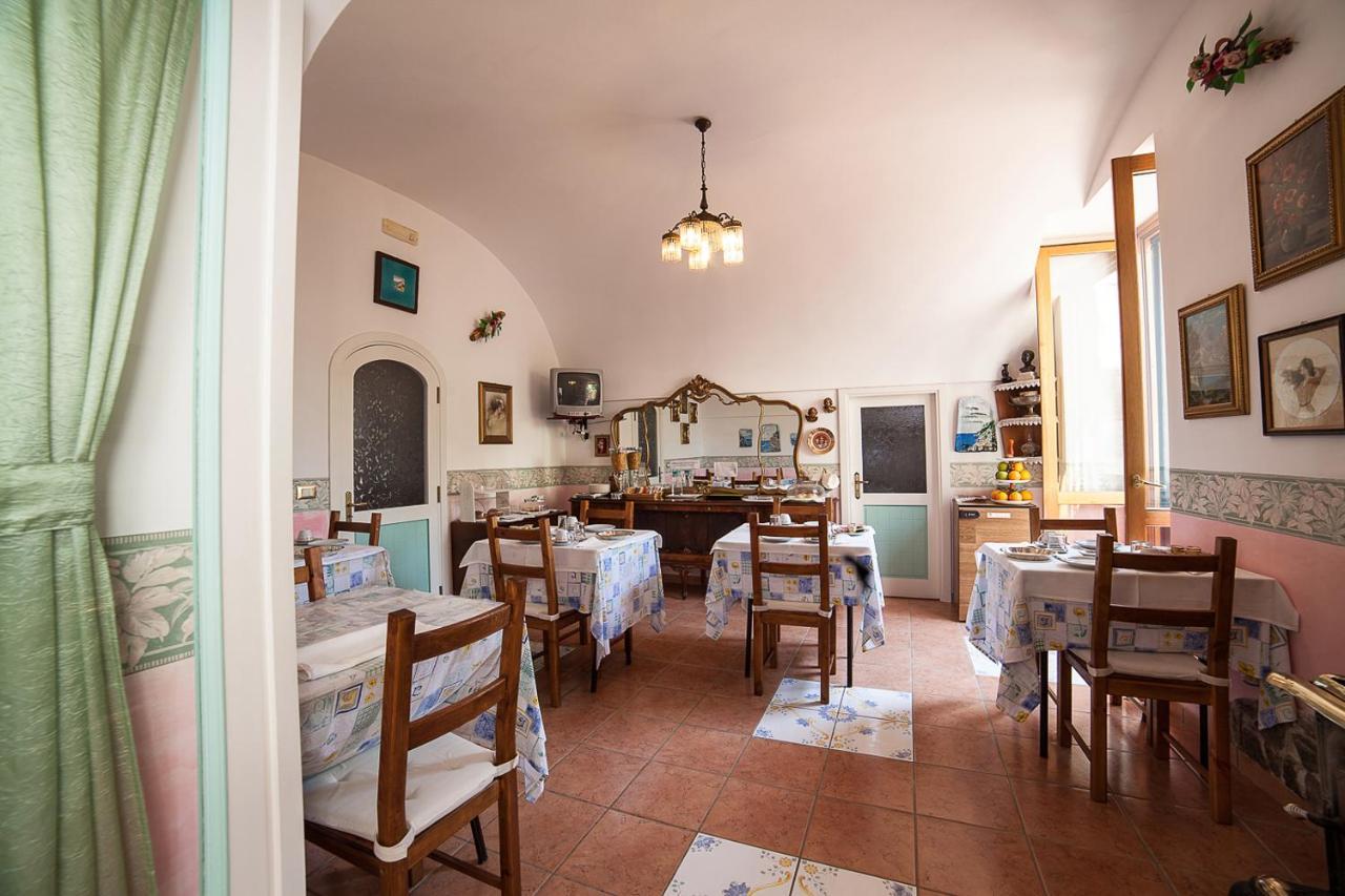 L'argine Fiorito Hotel